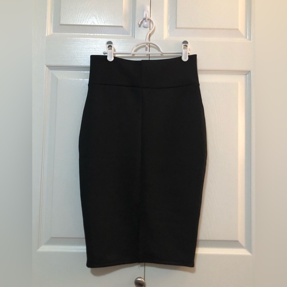 Revamped Dresses & Skirts - NWT - Revamped Black High-Waist Pencil Skirt